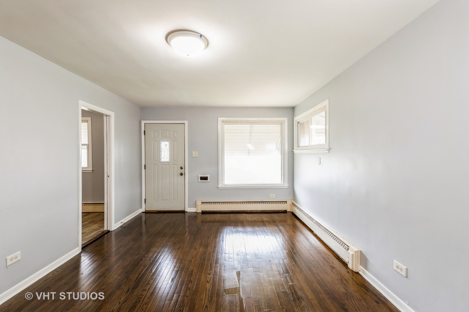 14913 Leavitt Avenue, Harvey, IL 60426