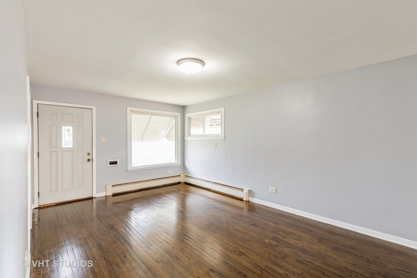 14913 Leavitt Avenue, Harvey, IL 60426