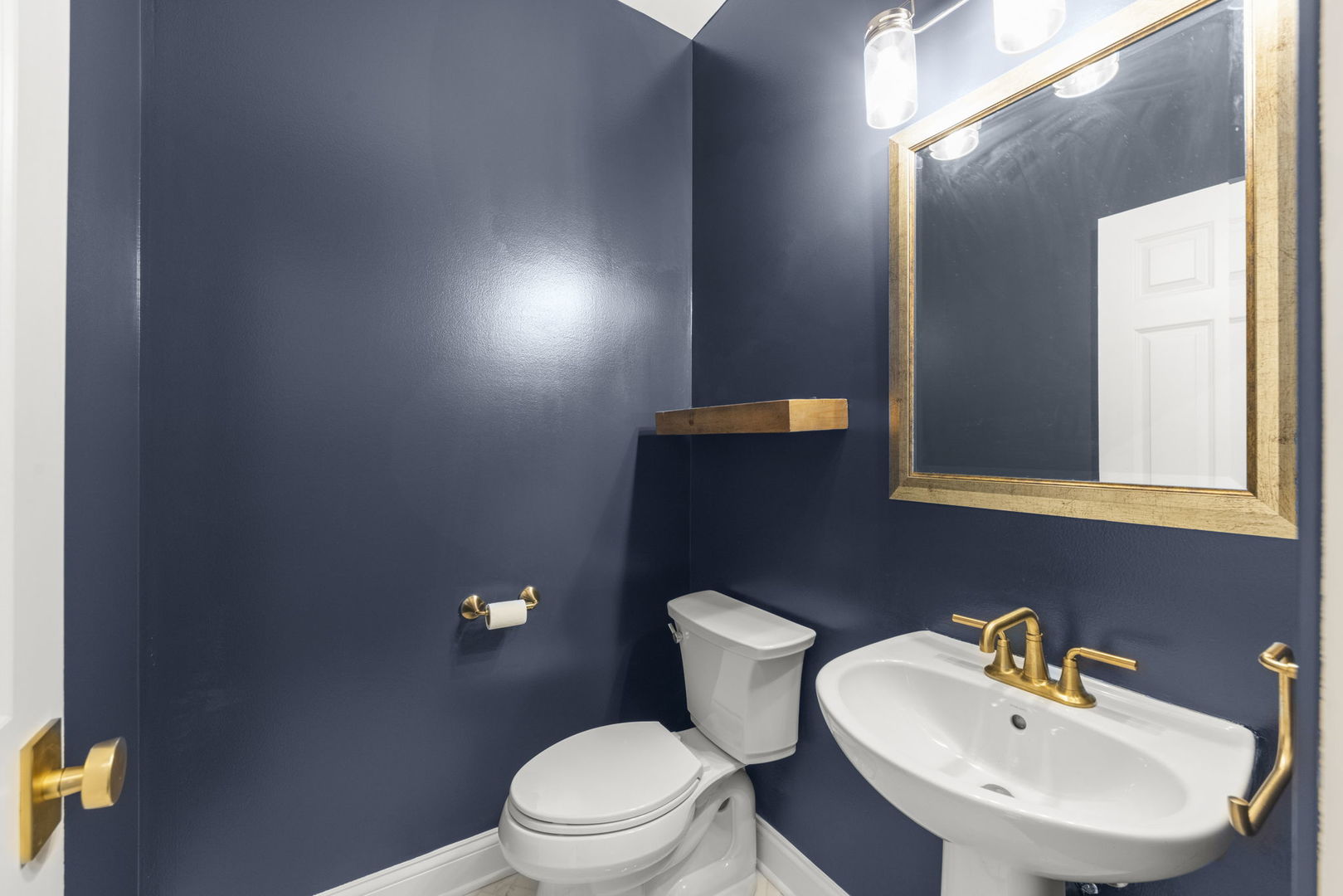 1290 Airs Avenue, Sugar Grove, IL 60554