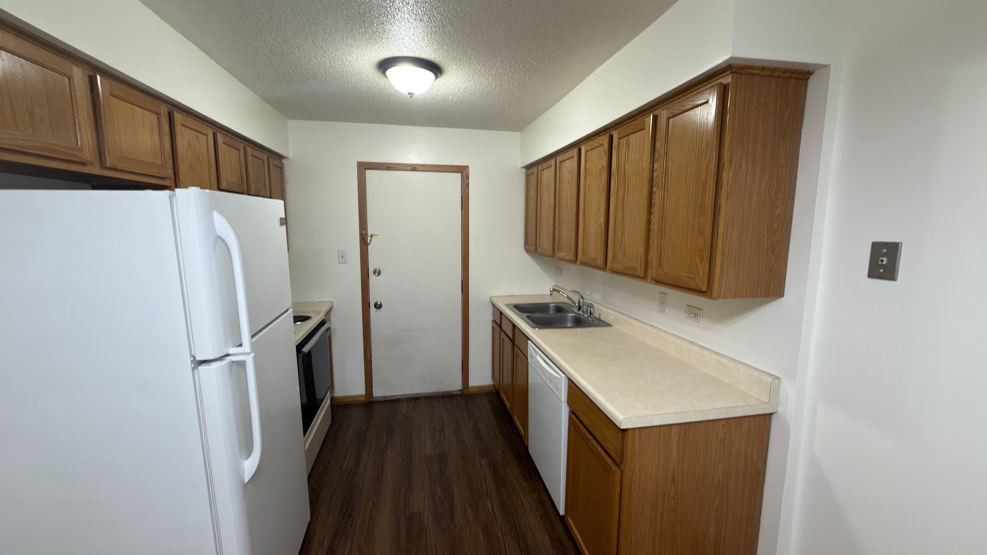 7305 W 157th Street #3D, Orland Park, IL 60462