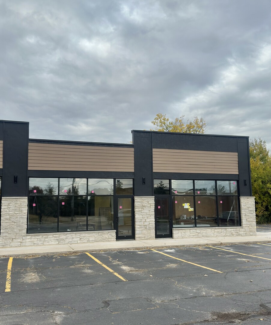 10296 S 78th Avenue #C, Palos Hills, IL 60465