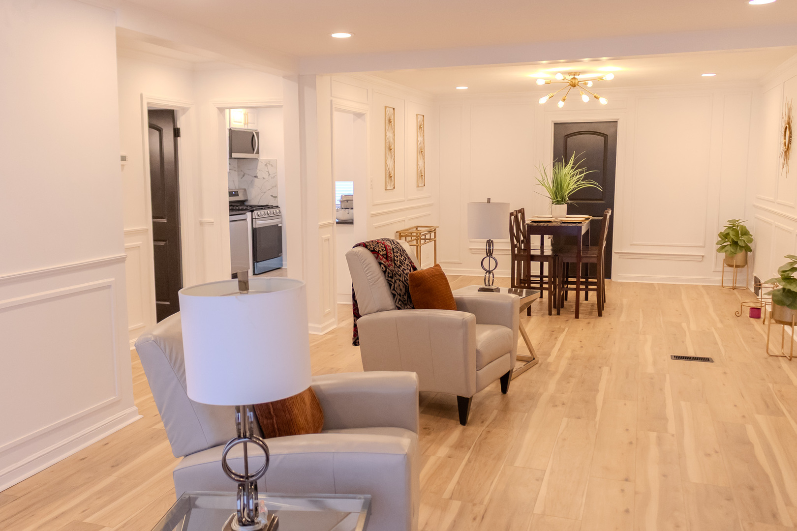 9237 S Justine Street, Chicago, IL 60620