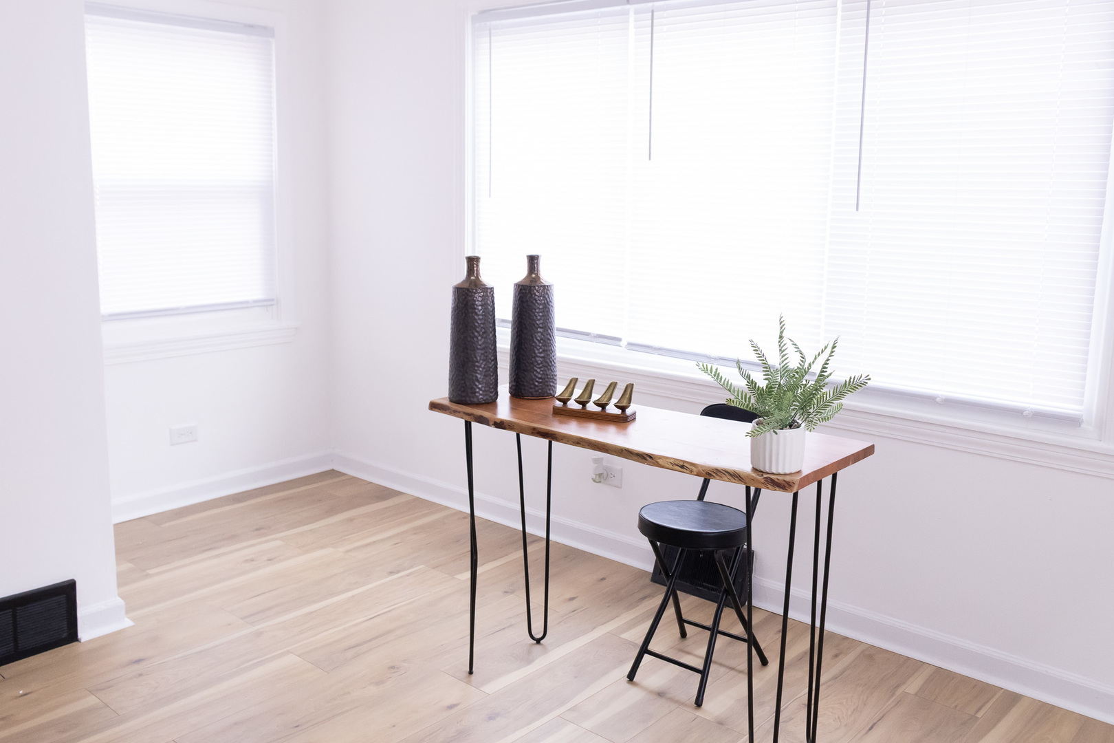 9237 S Justine Street, Chicago, IL 60620