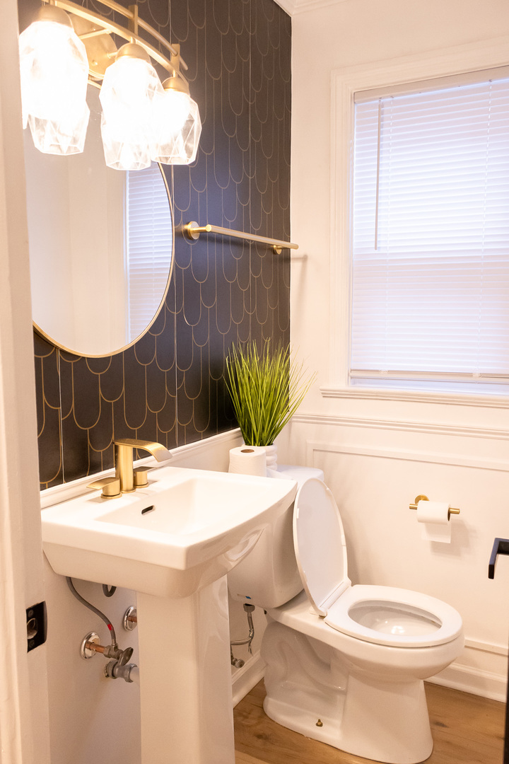 9237 S Justine Street, Chicago, IL 60620