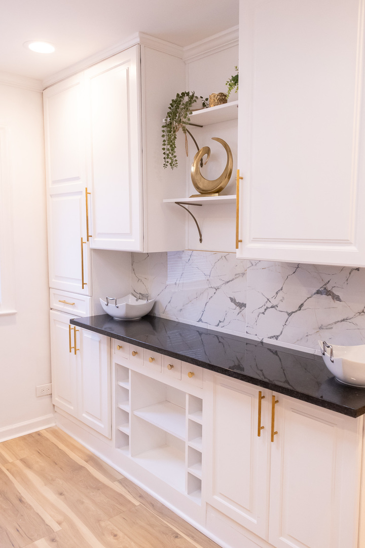 9237 S Justine Street, Chicago, IL 60620