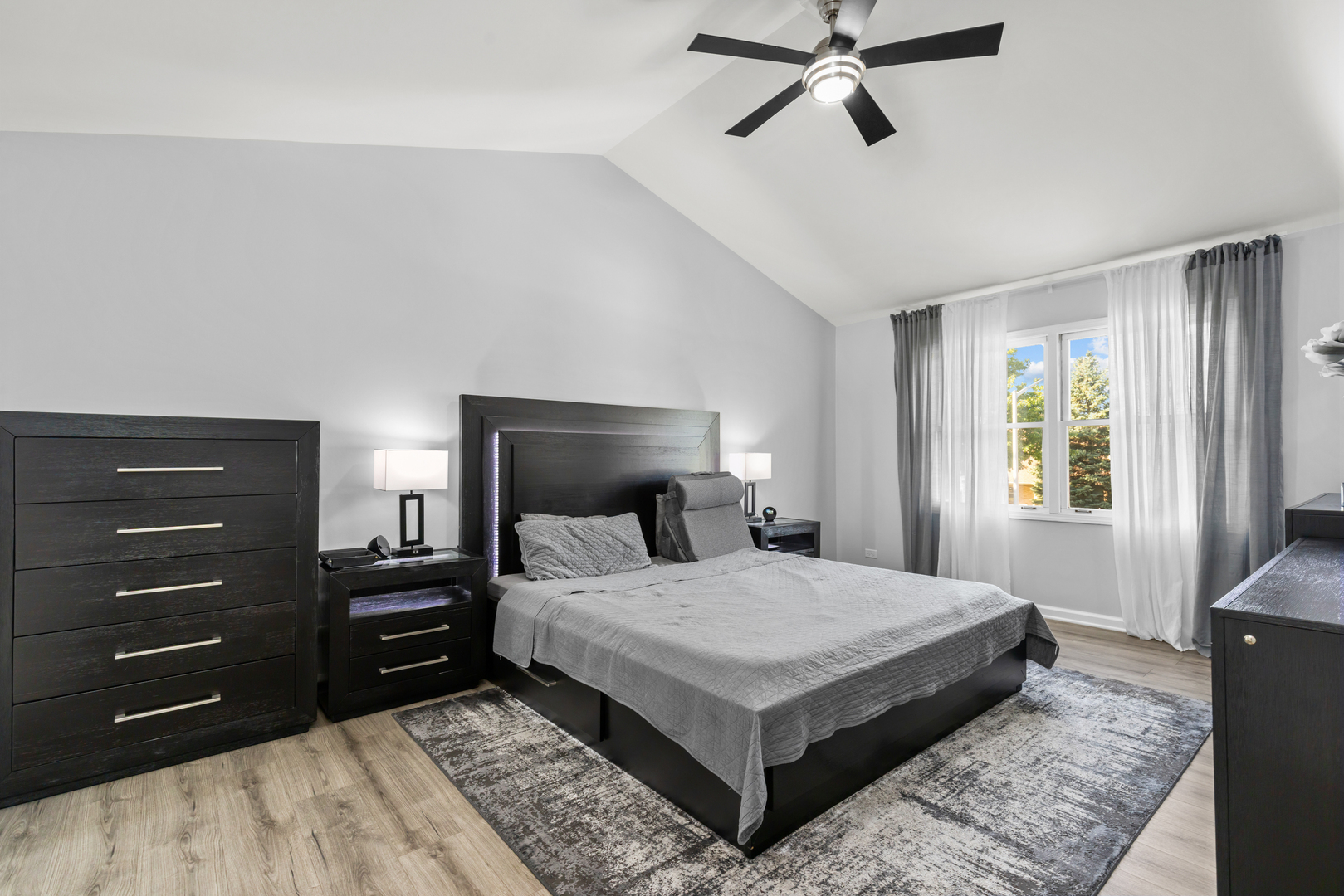 400 Callery Drive, Bolingbrook, IL 60490