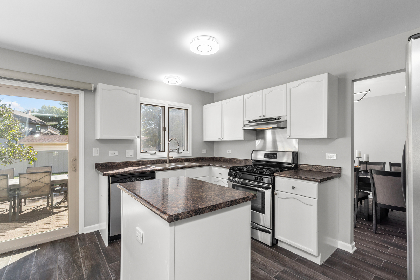 400 Callery Drive, Bolingbrook, IL 60490