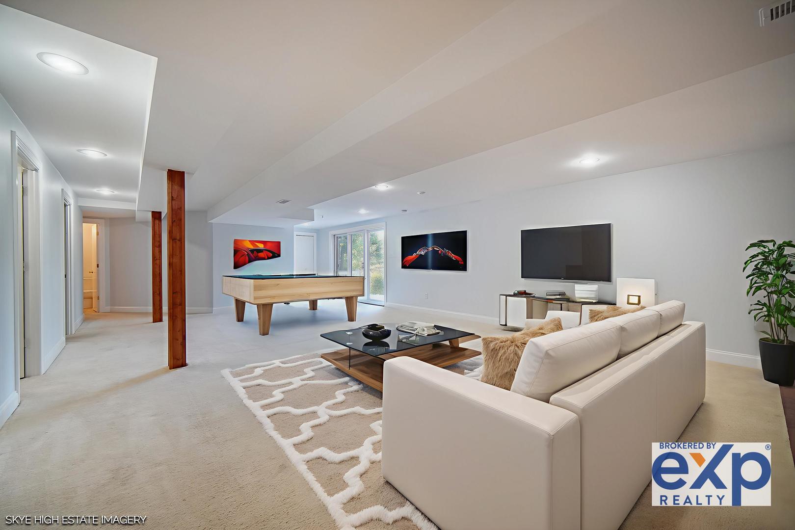 11725 Cooper Way, Orland Park, IL 60467