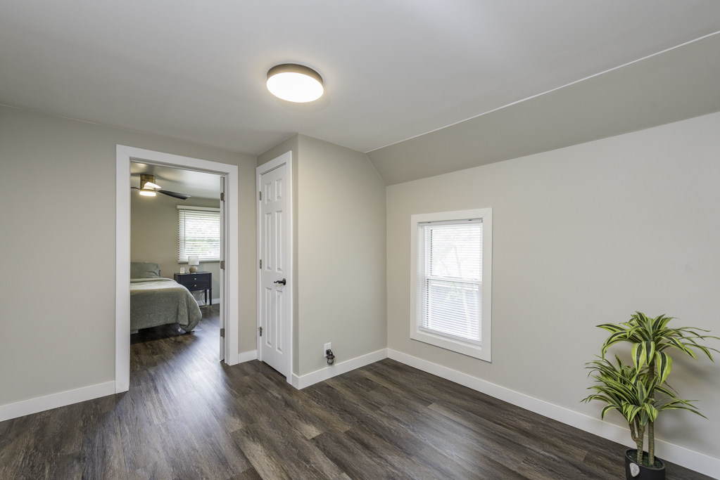 3011 Emmaus Avenue, Zion, IL 60099