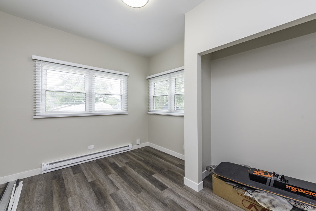 3011 Emmaus Avenue, Zion, IL 60099