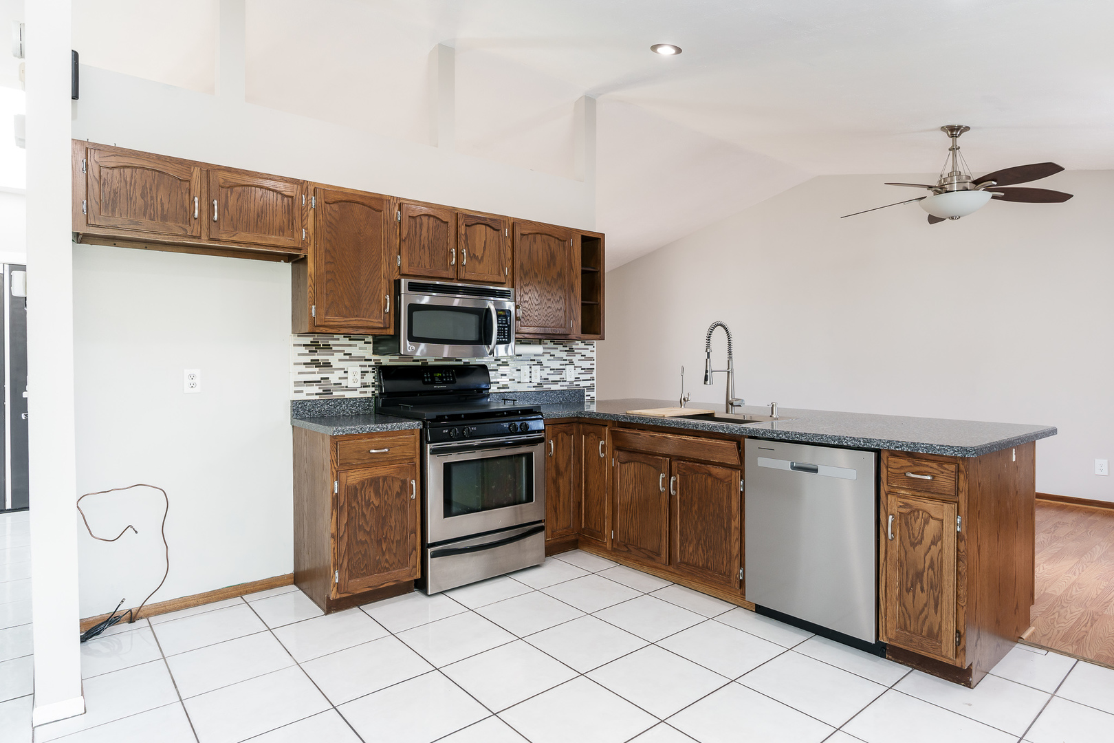 4558 Hampstead Place, Loves Park, IL 61111