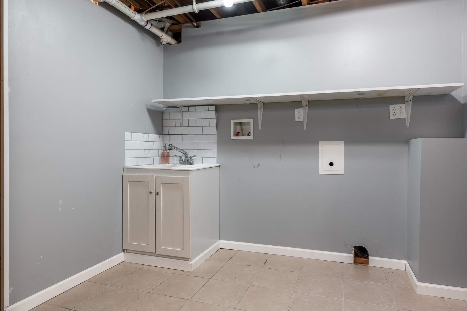 4558 Hampstead Place, Loves Park, IL 61111