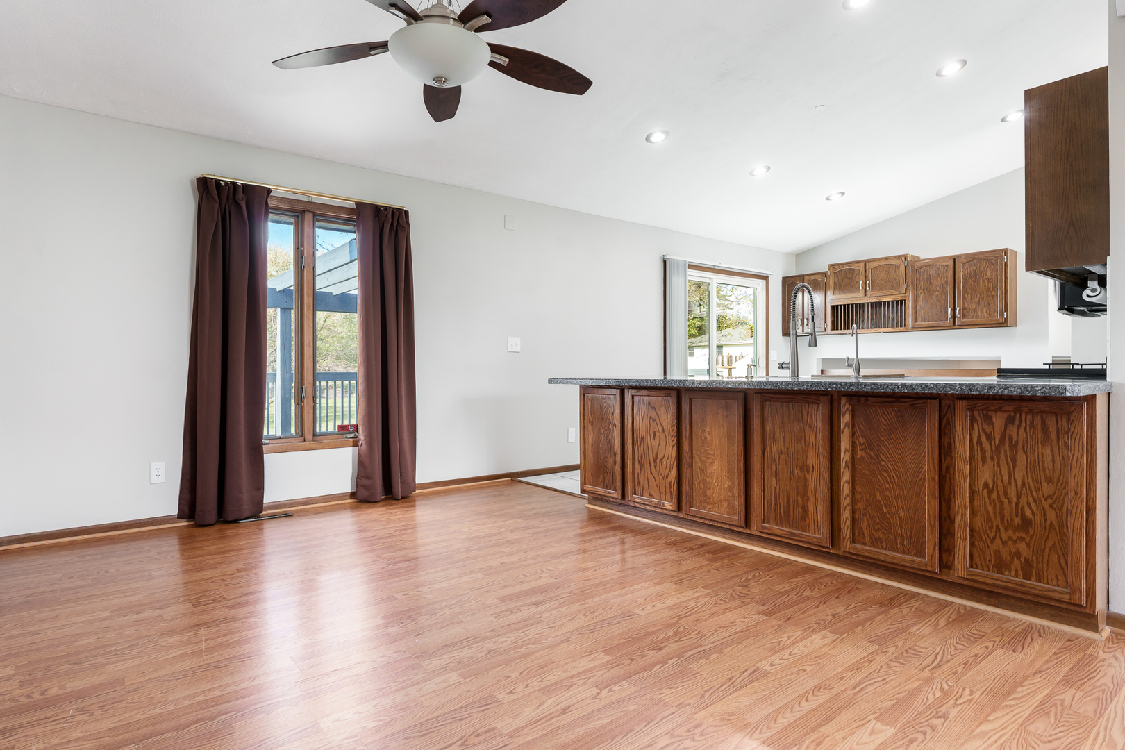 4558 Hampstead Place, Loves Park, IL 61111