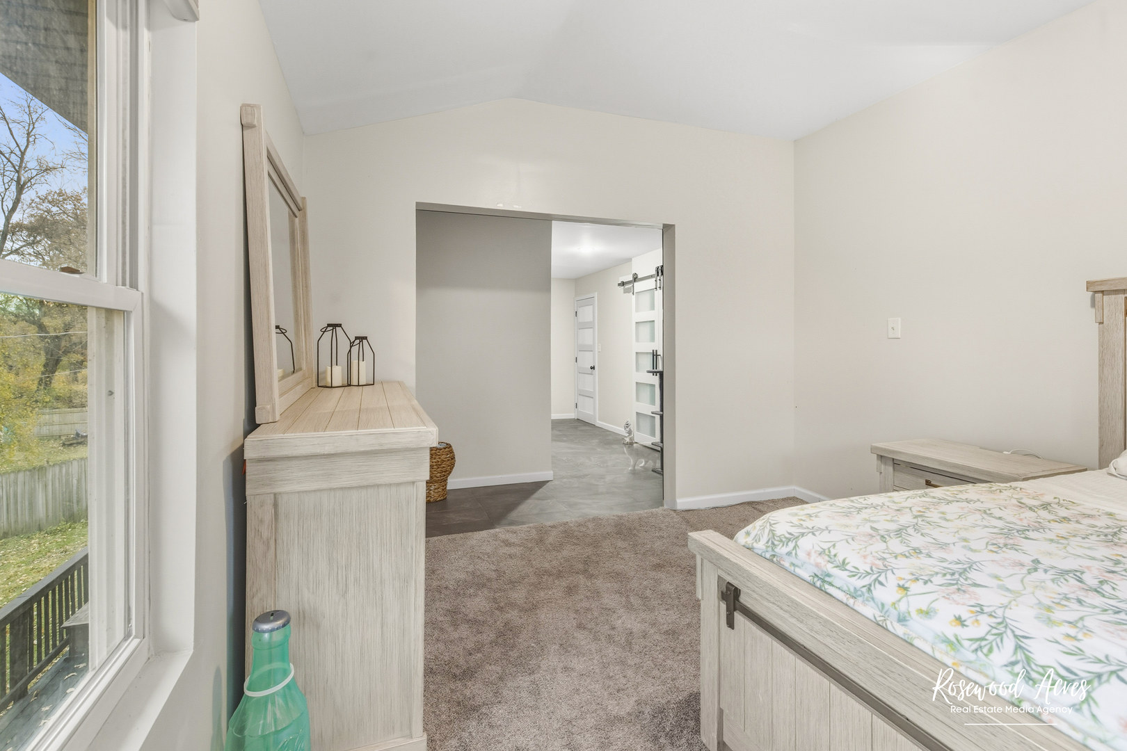 328 N Brookshore Drive, Shorewood, IL 60404