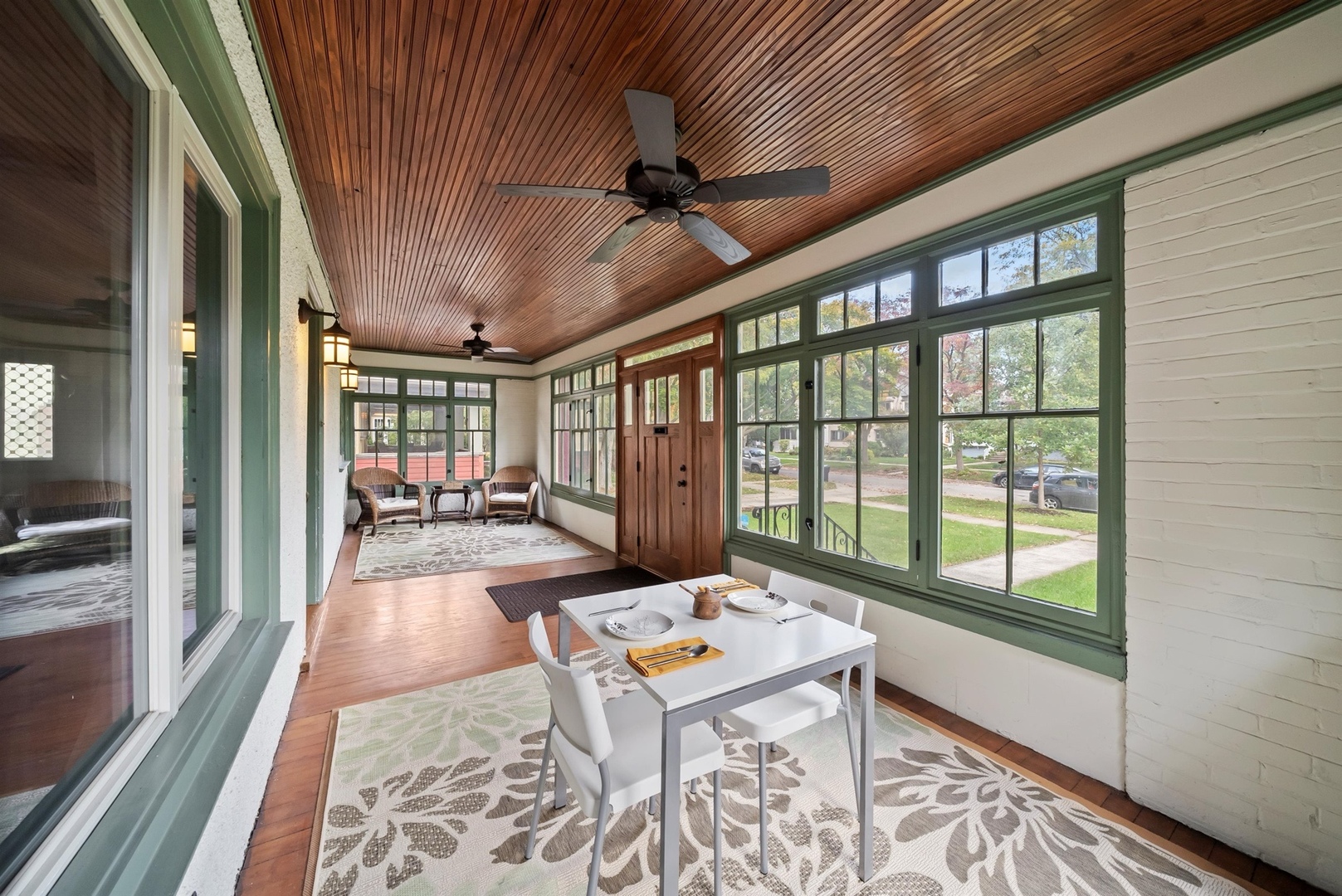 9624 S Winchester Avenue, Chicago, IL 60643