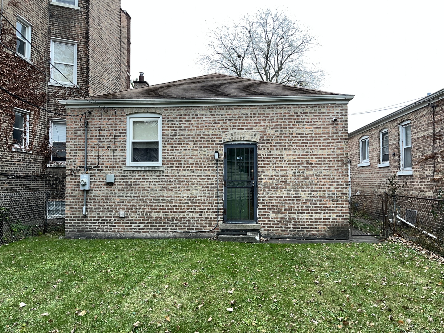 1122 E 81st Place, Chicago, IL 60619