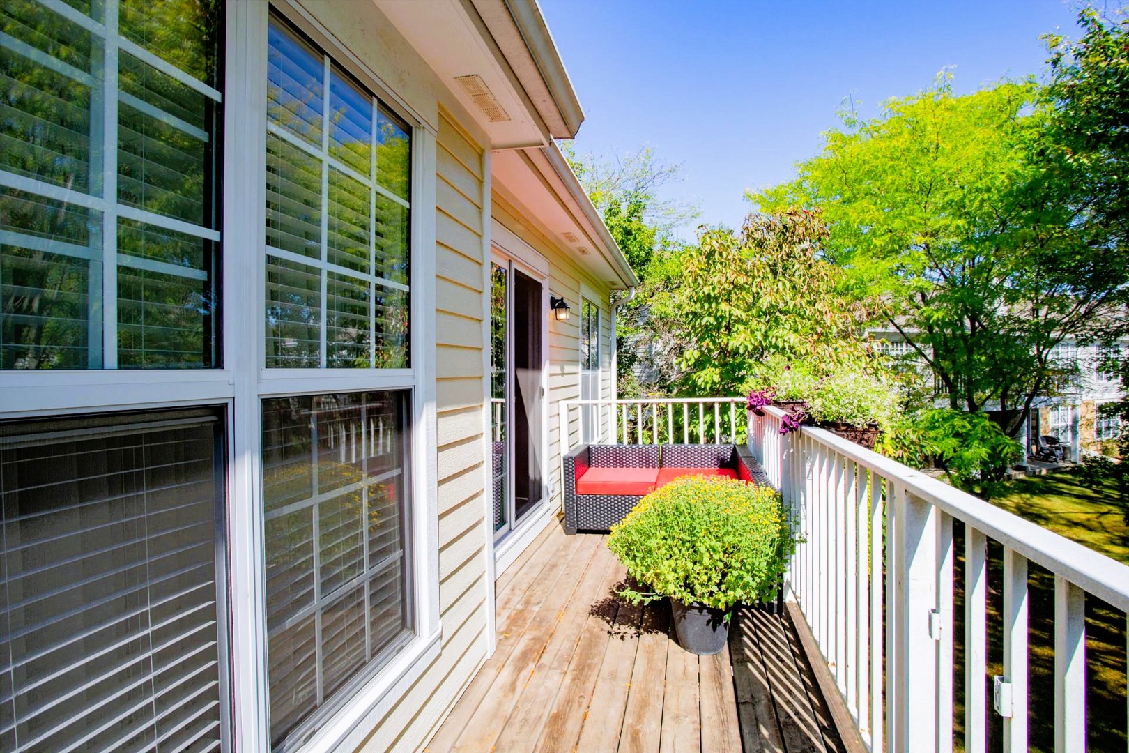 571 GROSSE POINTE Circle #11-7, Vernon Hills, IL 60061