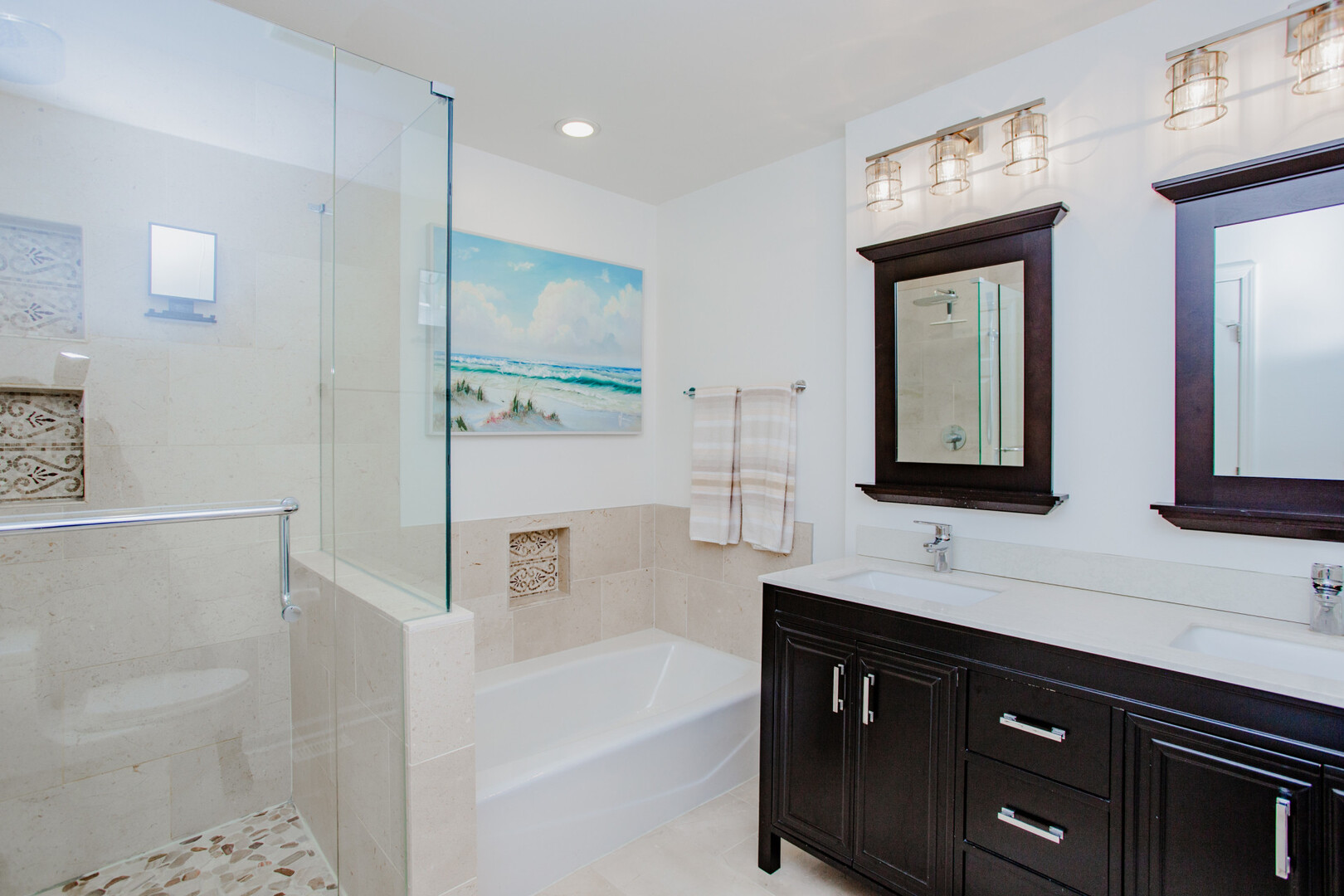 571 GROSSE POINTE Circle #11-7, Vernon Hills, IL 60061