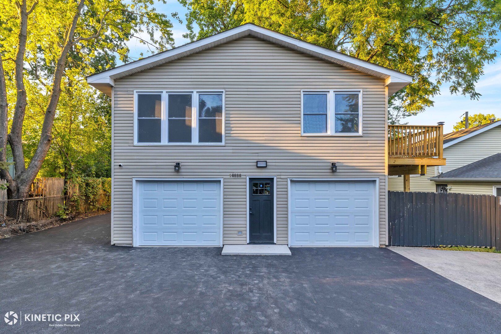 18888 W Oak Avenue #B, Mundelein, IL 60060