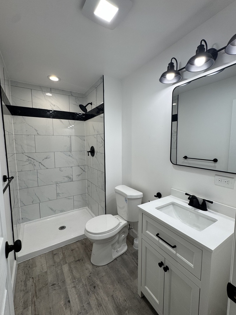 18888 W Oak Avenue #B, Mundelein, IL 60060