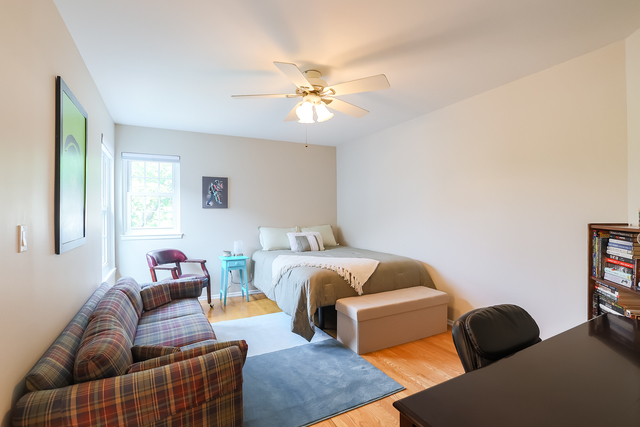 196 White Branch Court, Buffalo Grove, IL 60089