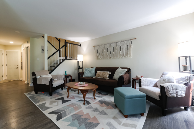 196 White Branch Court, Buffalo Grove, IL 60089