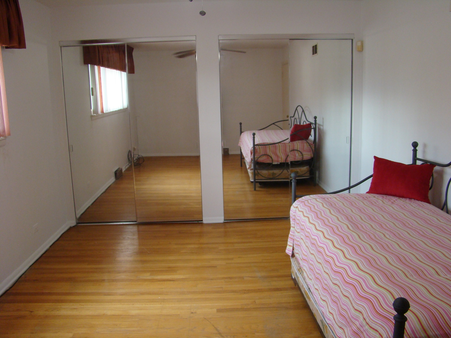 8732 S Calumet Avenue, Chicago, IL 60619