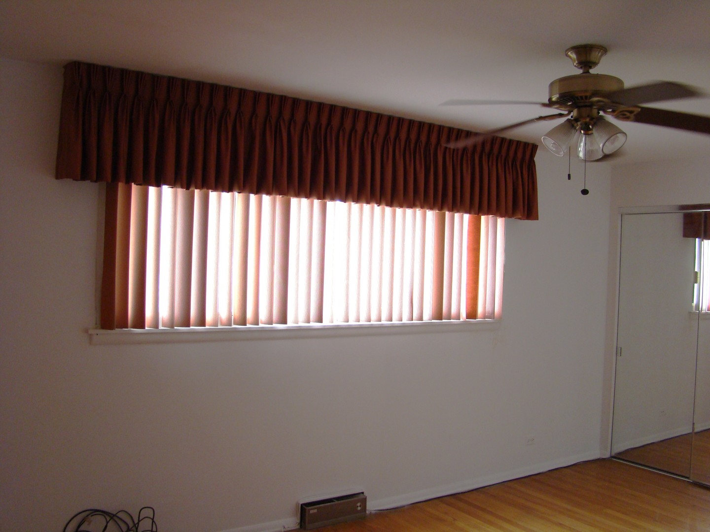 8732 S Calumet Avenue, Chicago, IL 60619