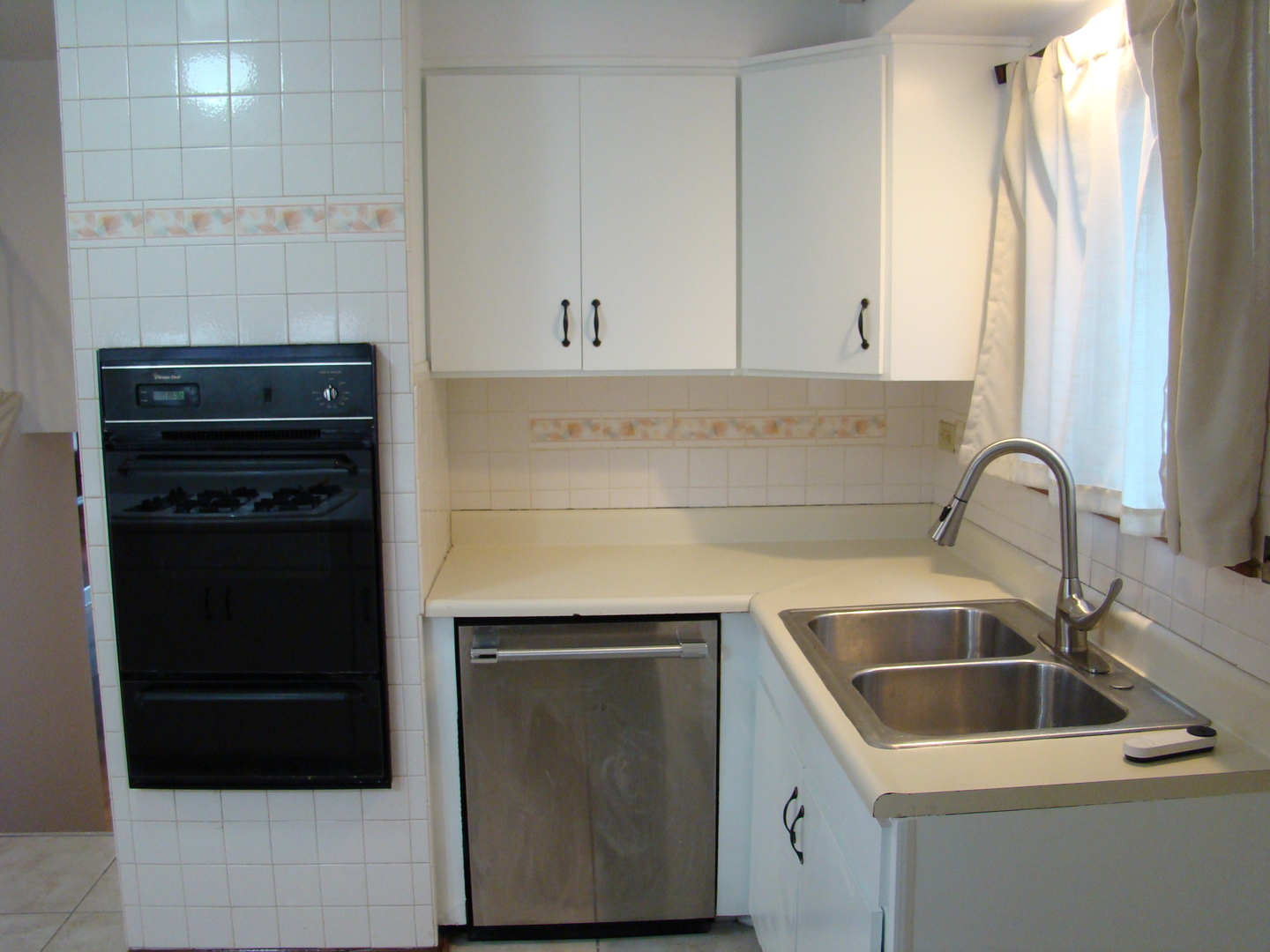 8732 S Calumet Avenue, Chicago, IL 60619