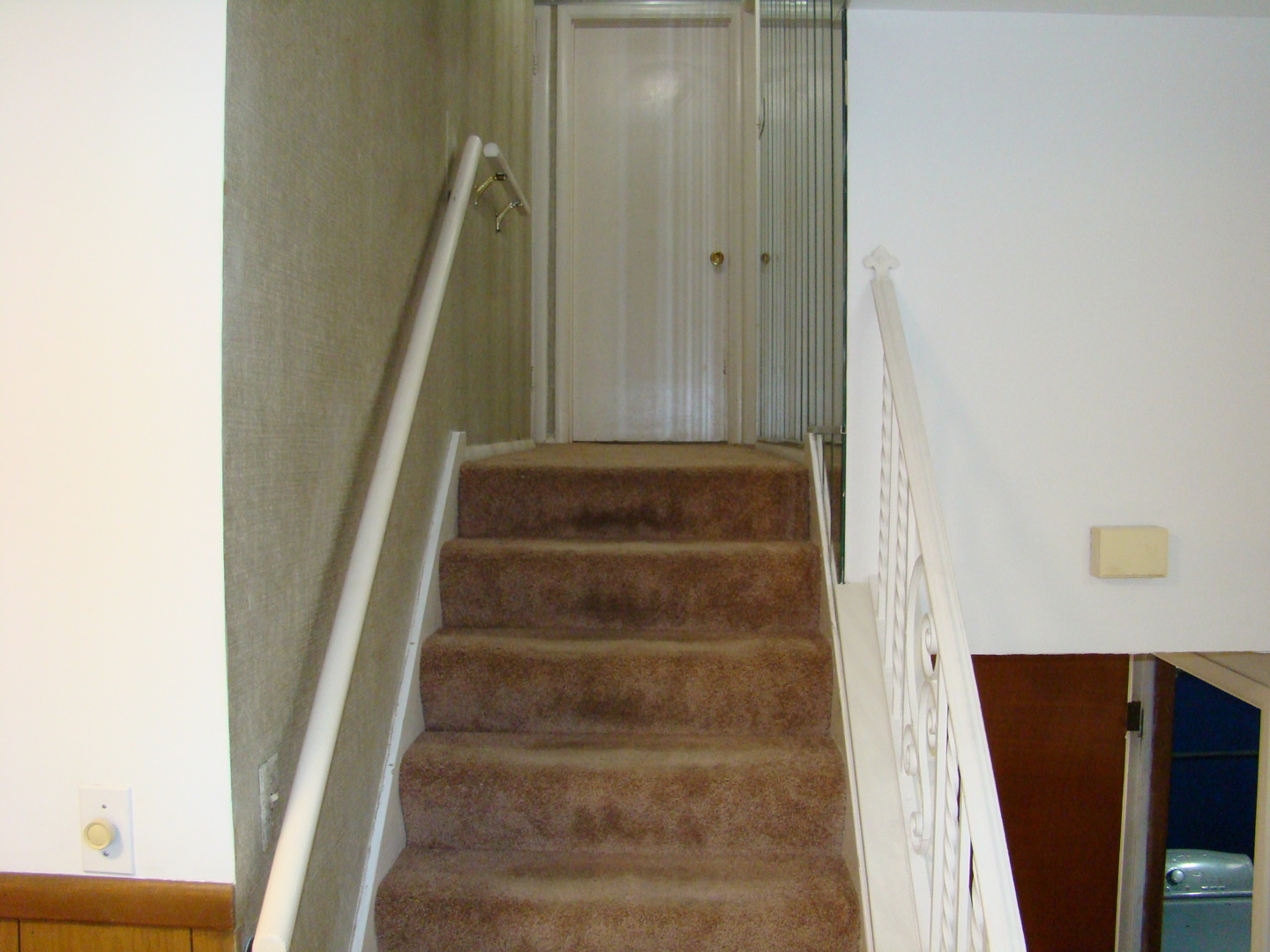 8732 S Calumet Avenue, Chicago, IL 60619