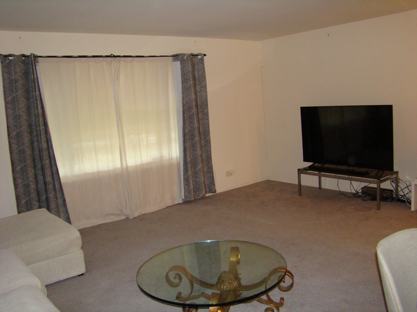 8732 S Calumet Avenue, Chicago, IL 60619