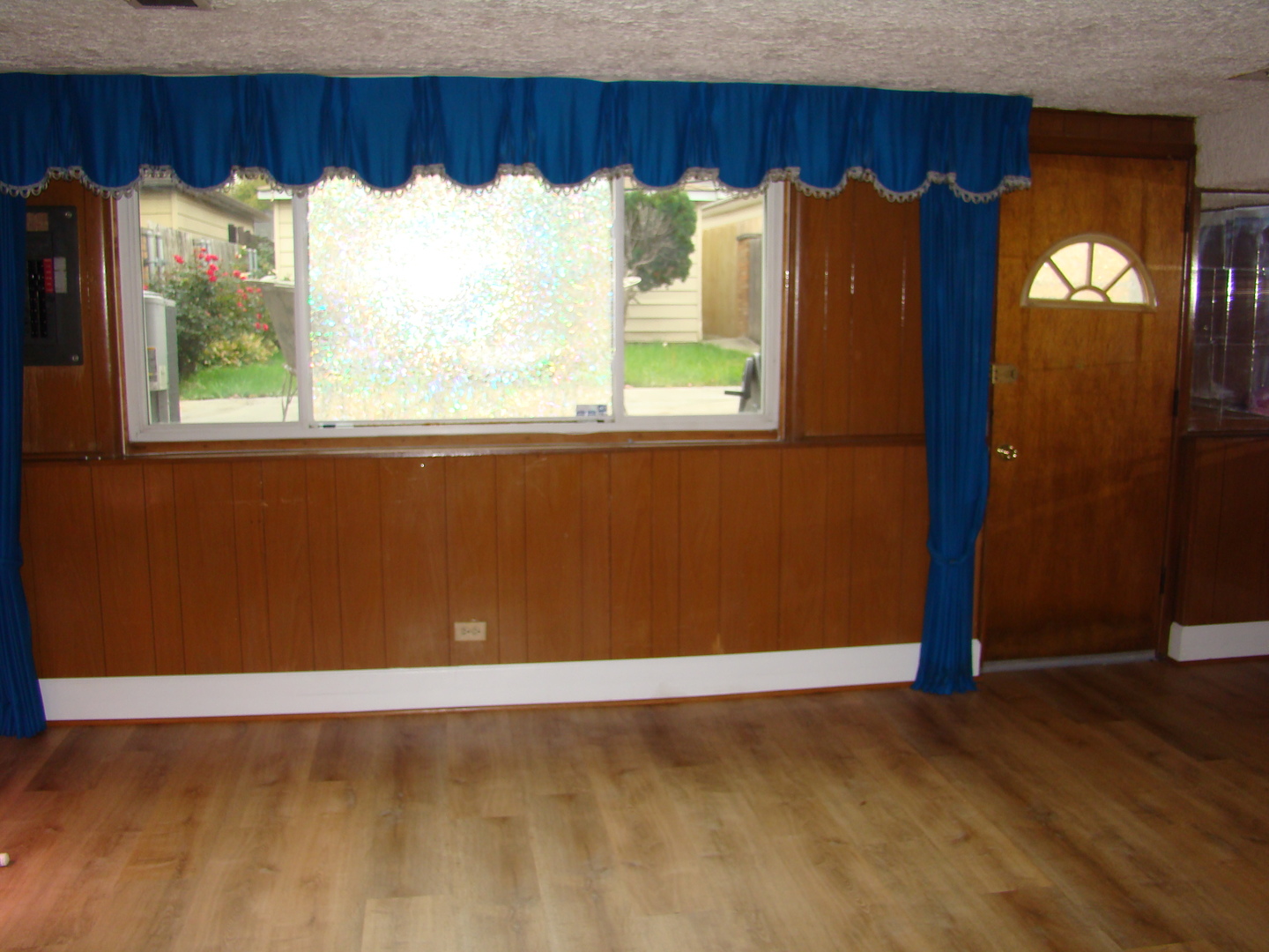 8732 S Calumet Avenue, Chicago, IL 60619