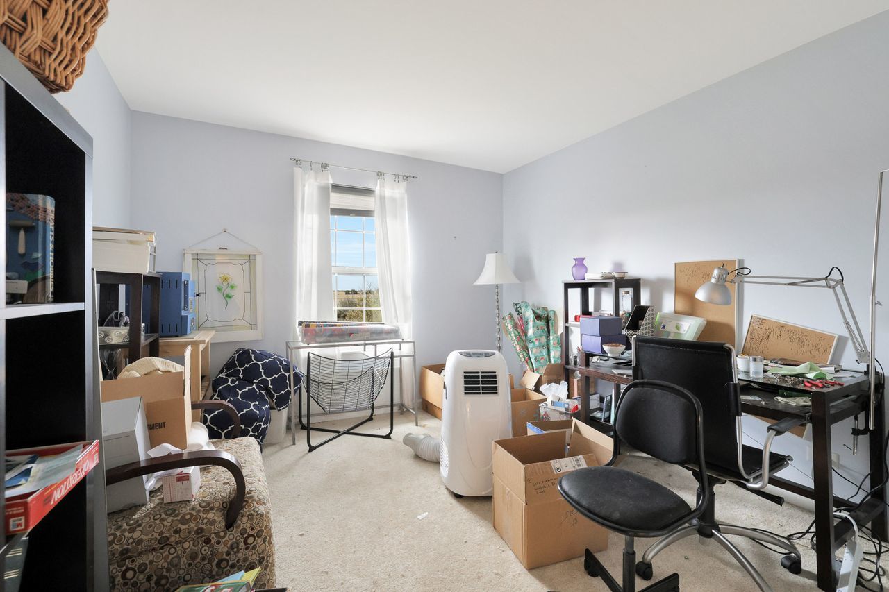 2951 Braeburn Way, Woodstock, IL 60098