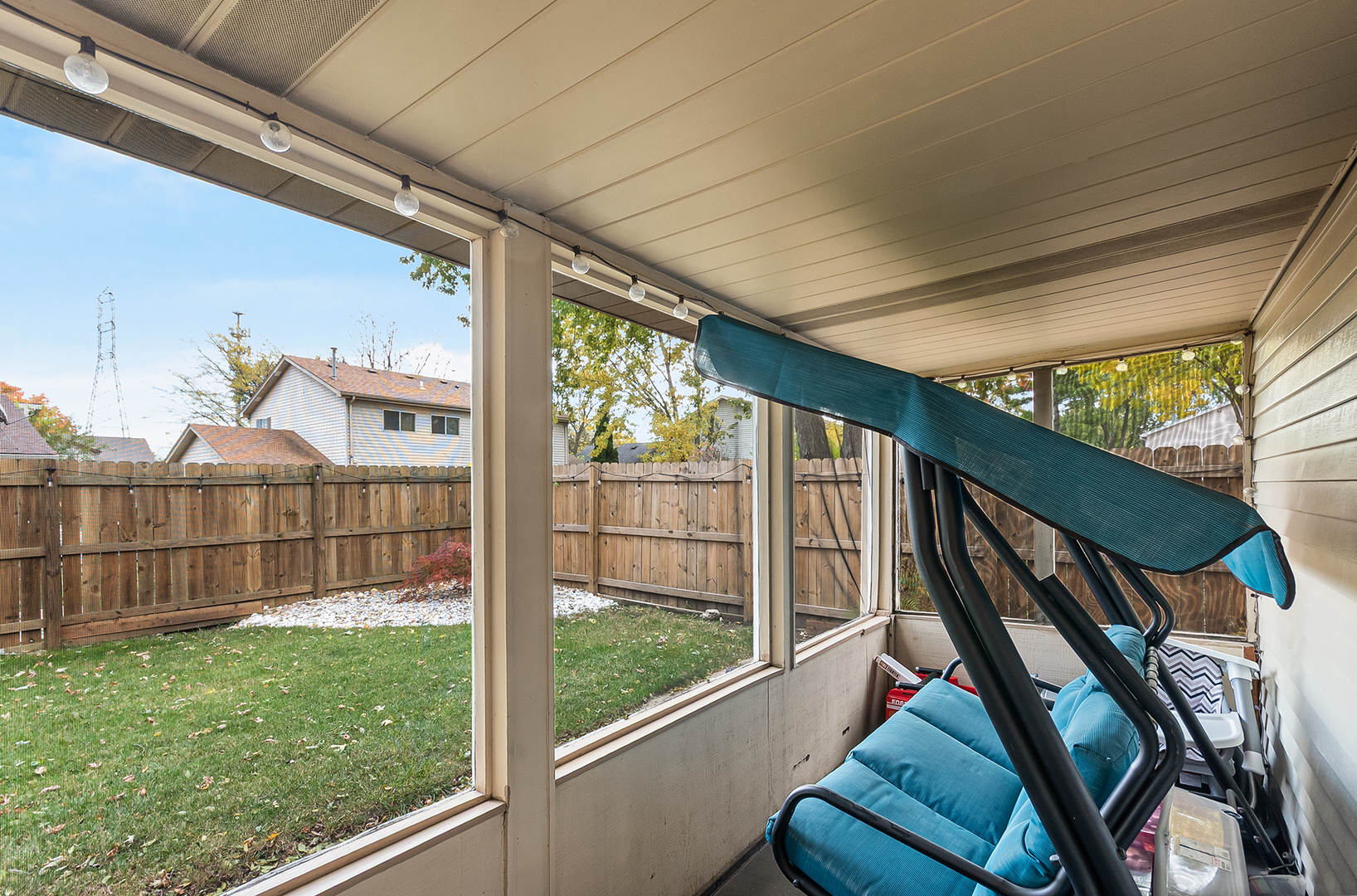 1008 Pheasant Run Lane, Aurora, IL 60504