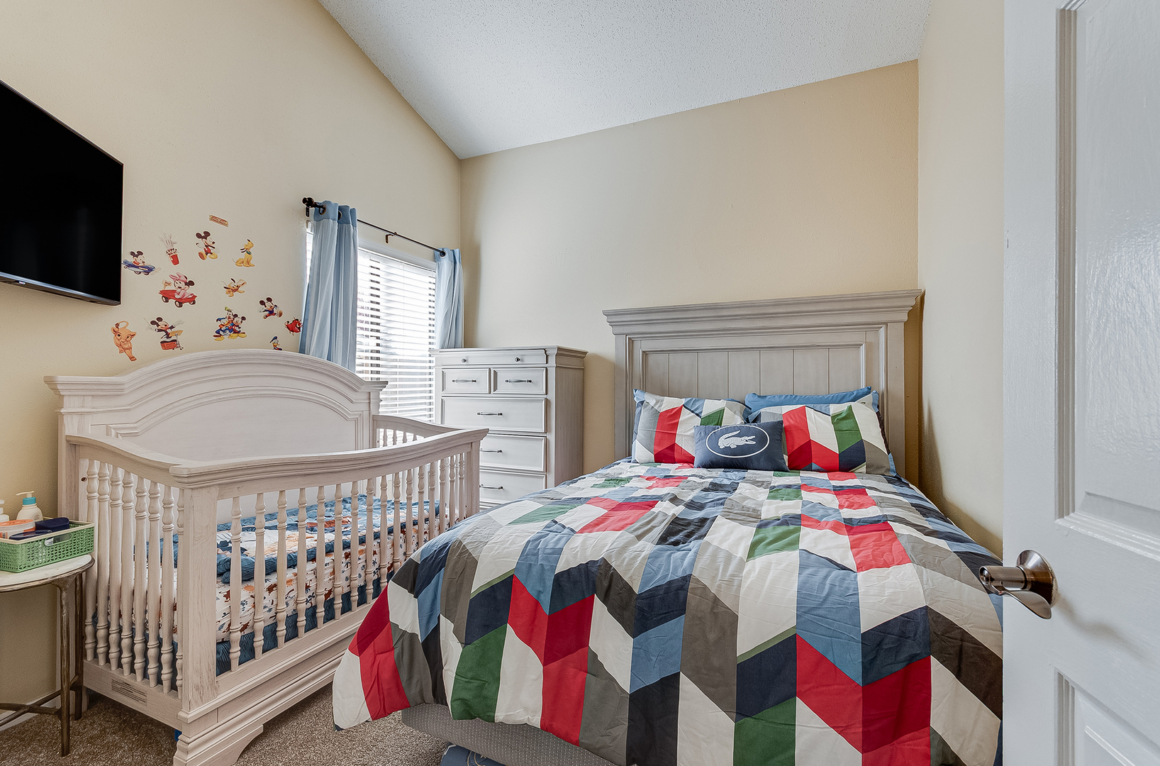 1008 Pheasant Run Lane, Aurora, IL 60504