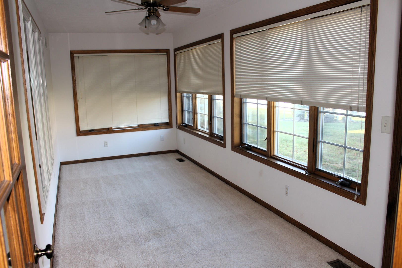 3 Delmar Drive, Clinton, IL 61727