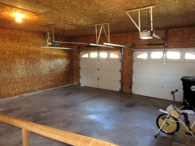 3 Delmar Drive, Clinton, IL 61727