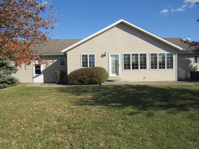 3 Delmar Drive, Clinton, IL 61727