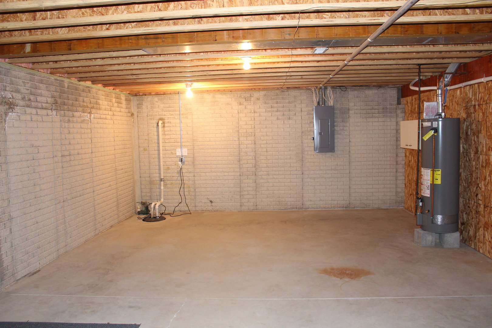 3 Delmar Drive, Clinton, IL 61727