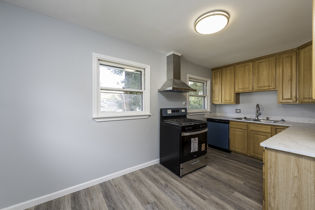 1913 Chippewa Road, Waukegan, IL 60087