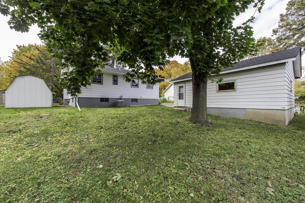 1913 Chippewa Road, Waukegan, IL 60087