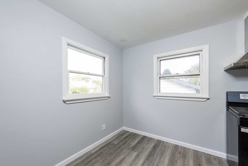 1913 Chippewa Road, Waukegan, IL 60087