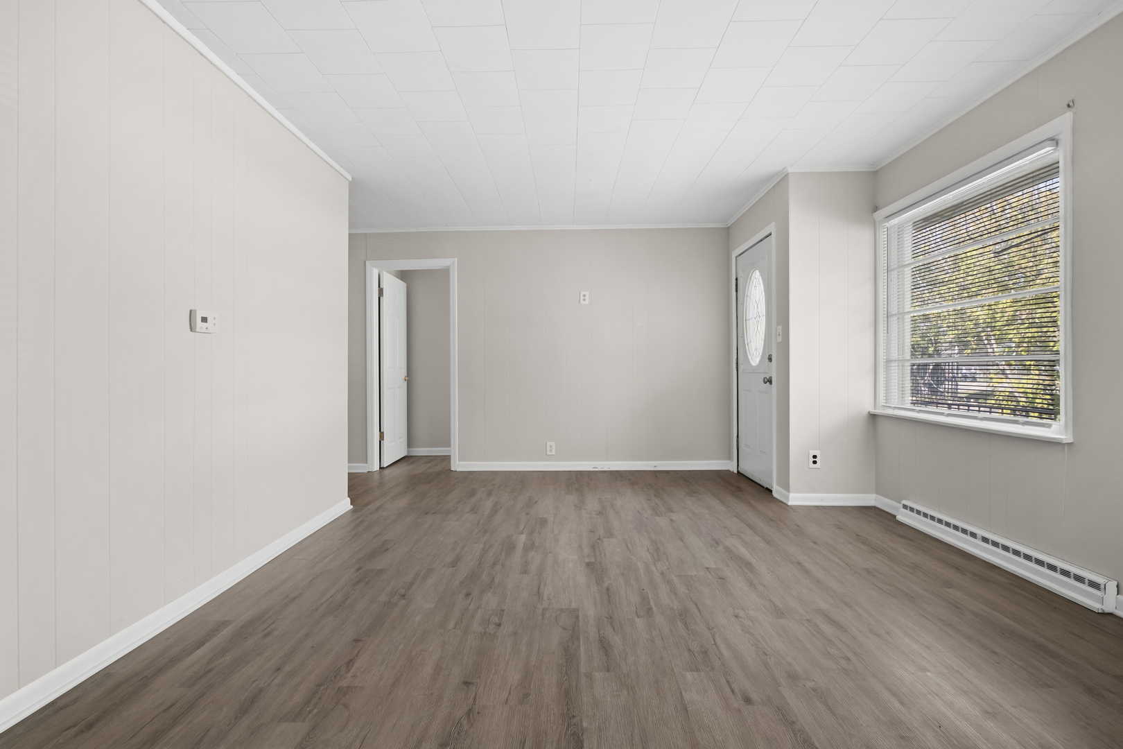 233 Wildwood Drive, Round Lake Beach, IL 60073