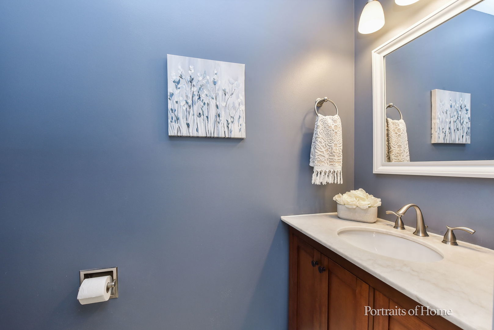 2206 Gleneagles Drive, Naperville, IL 60565