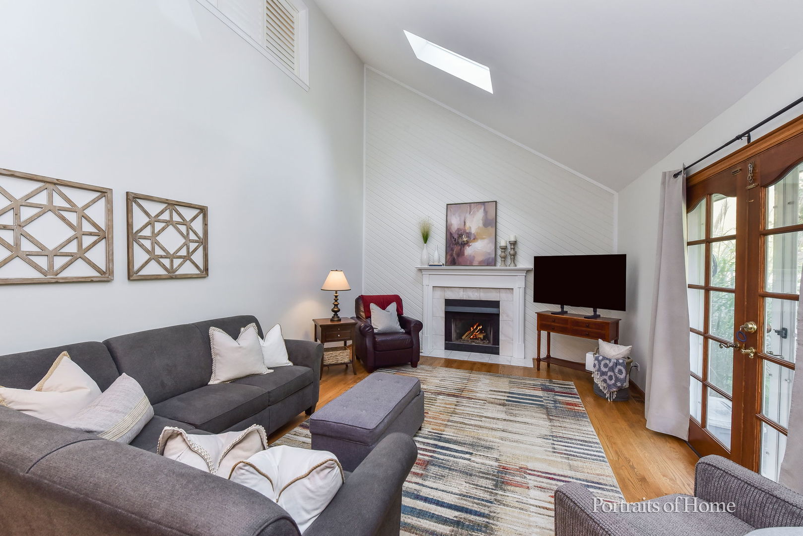 2206 Gleneagles Drive, Naperville, IL 60565