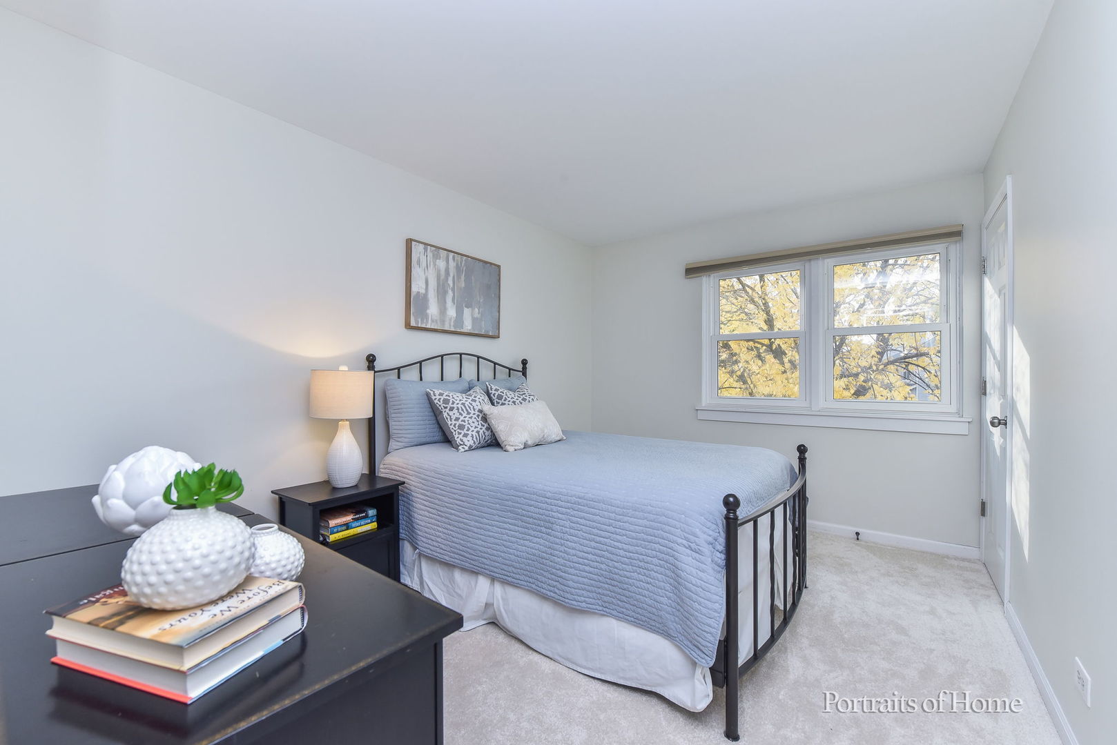 2206 Gleneagles Drive, Naperville, IL 60565