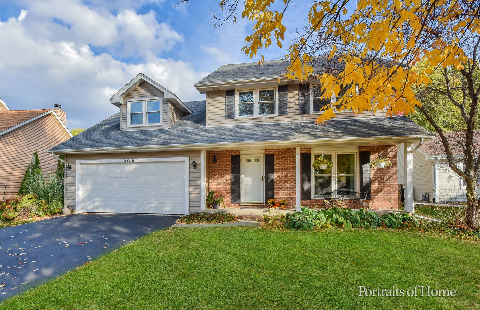 2206 Gleneagles Drive, Naperville, IL 60565