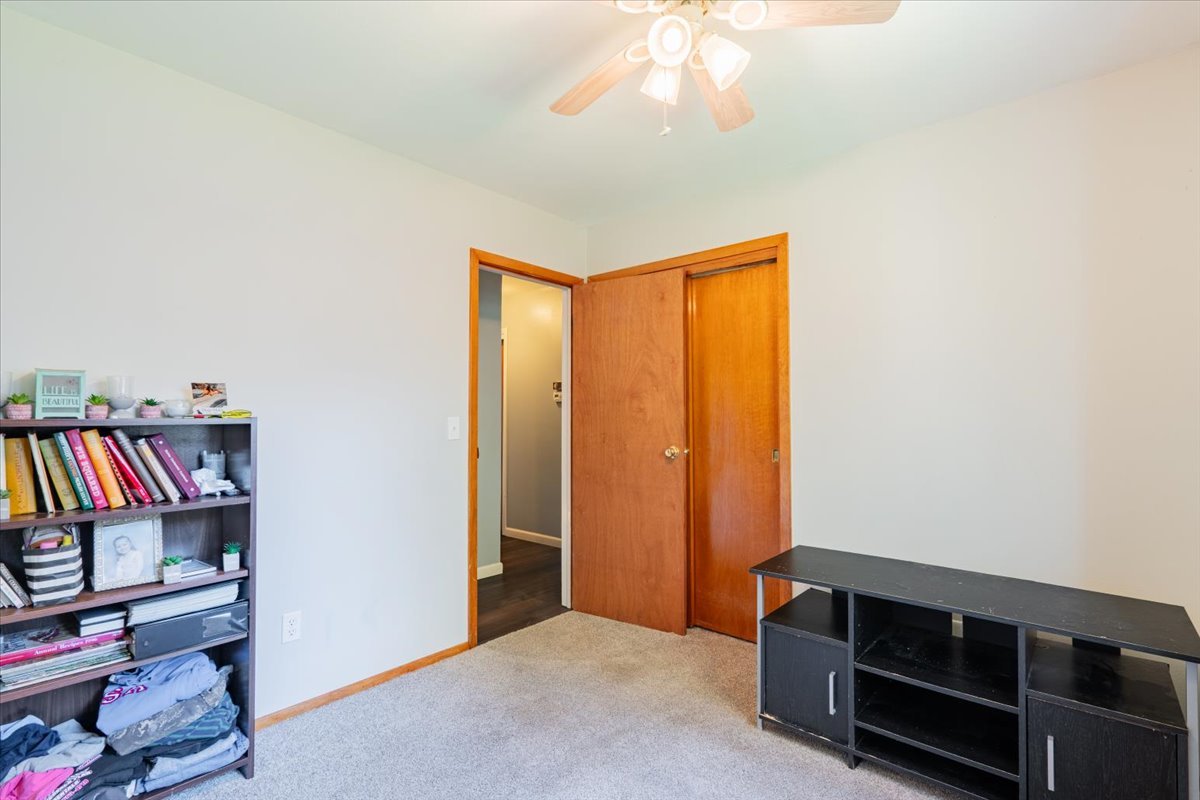 310 Rowe Drive, Bloomington, IL 61701