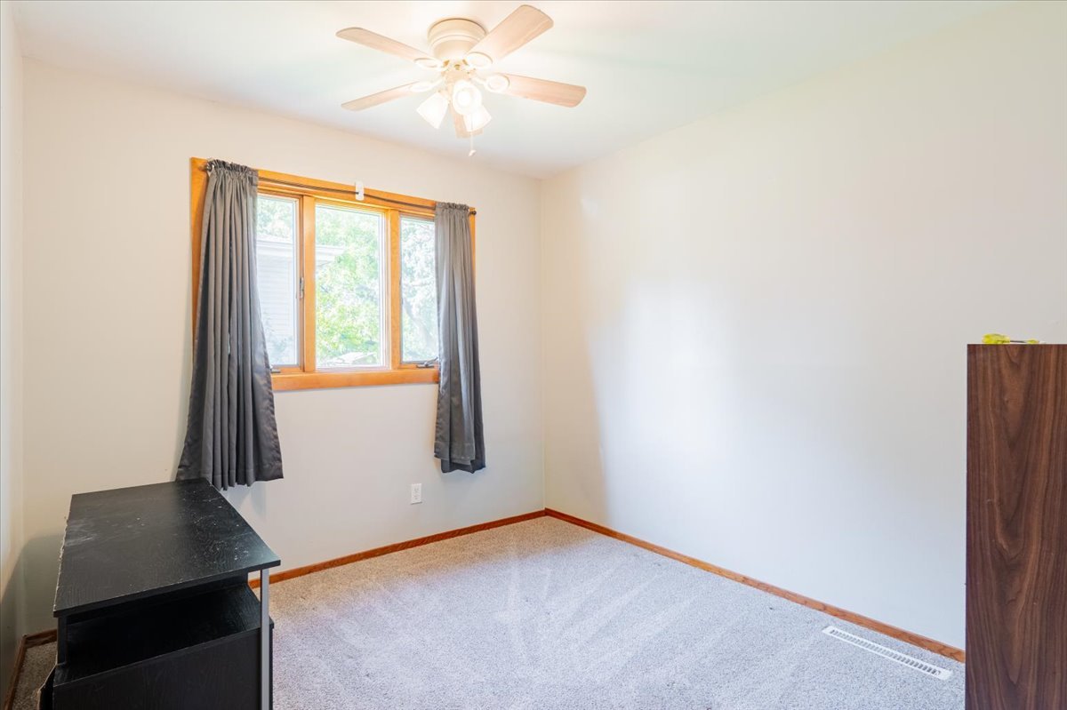 310 Rowe Drive, Bloomington, IL 61701