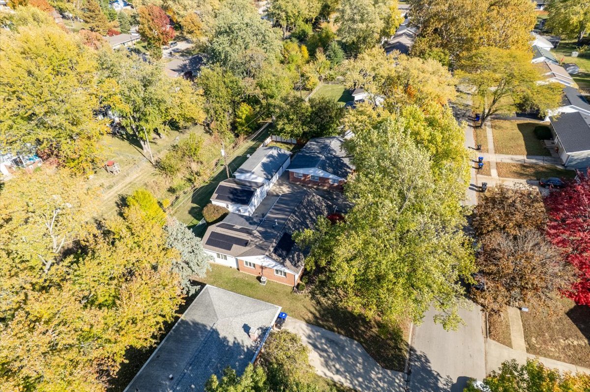 310 Rowe Drive, Bloomington, IL 61701